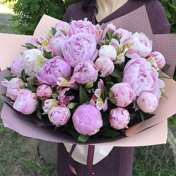 Купить цветы в магазине в городе Белово